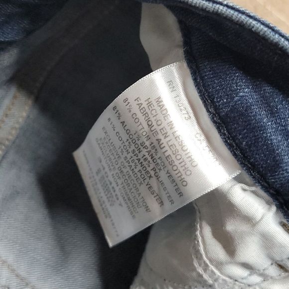 Lee Straight Leg Relaxed Fit Denim Jeans ~ Sz 6S ~ Blue ~ Mid Rise ~28.5" Inseam - Picture 5 of 7